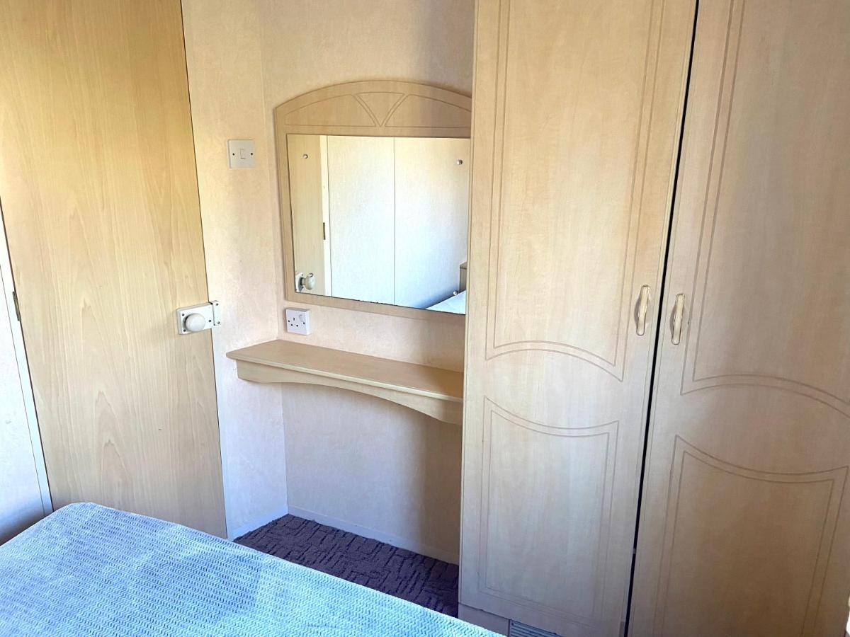 Kisvakond Vendeghaz Appartement Jeno Buitenkant foto