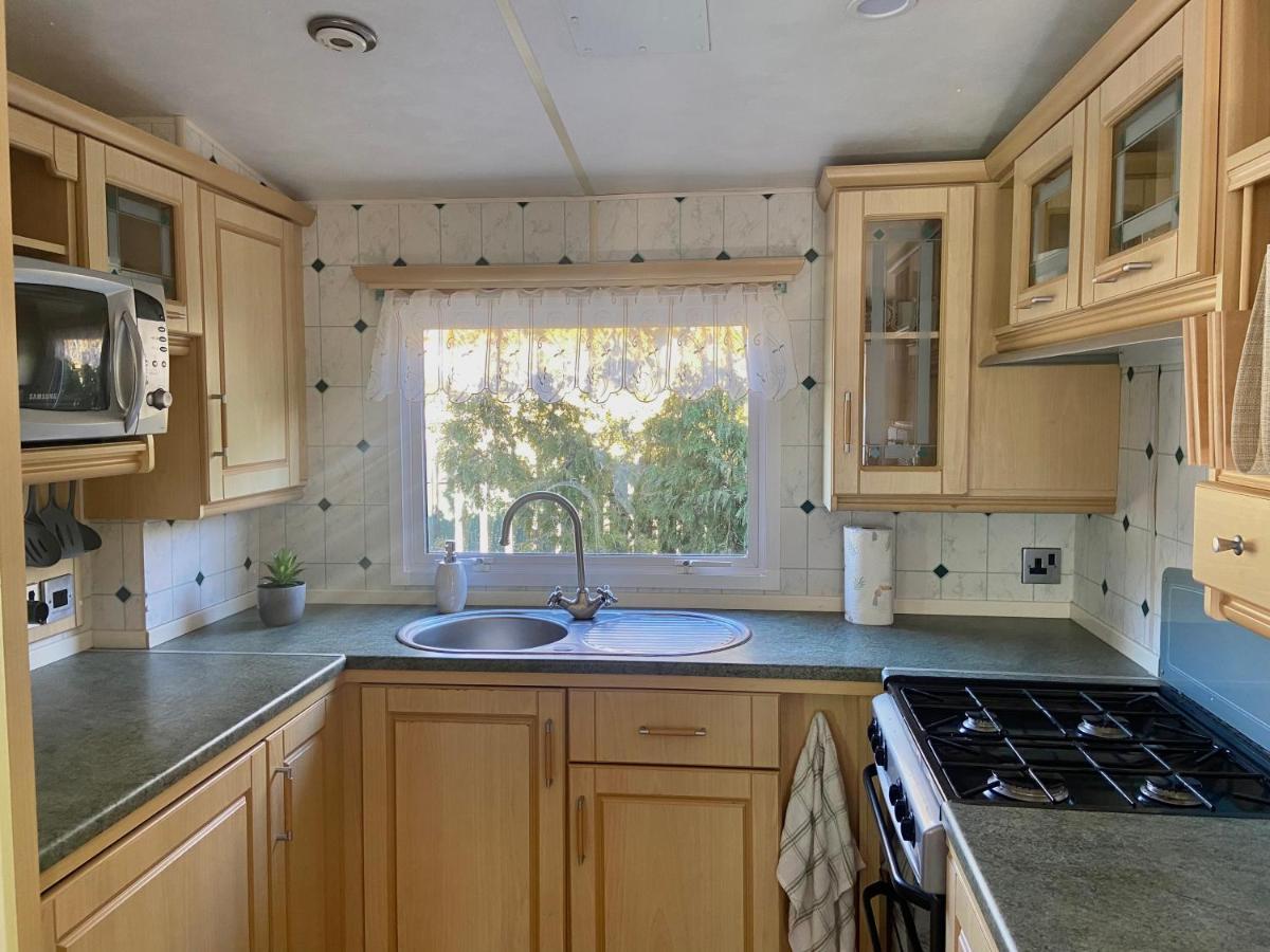 Kisvakond Vendeghaz Appartement Jeno Buitenkant foto