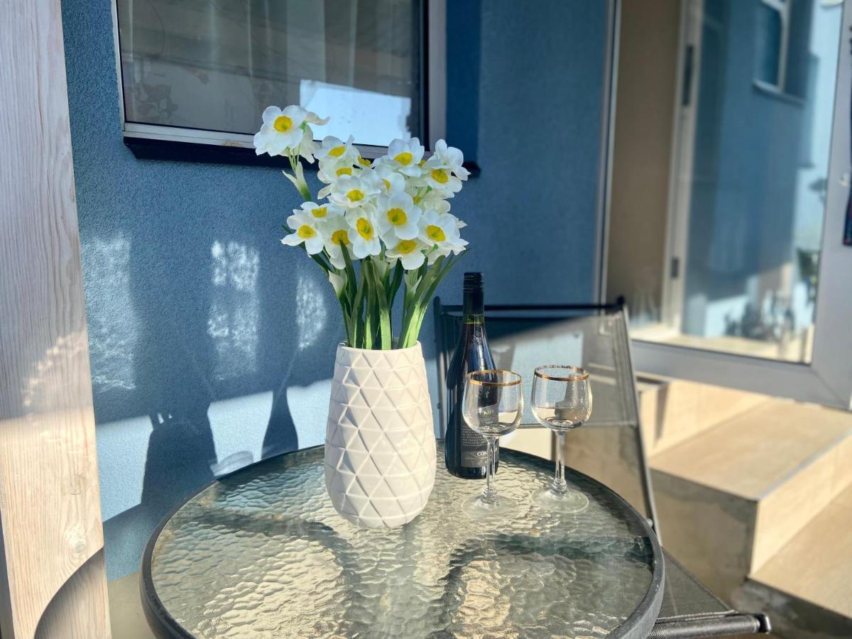 Kisvakond Vendeghaz Appartement Jeno Buitenkant foto