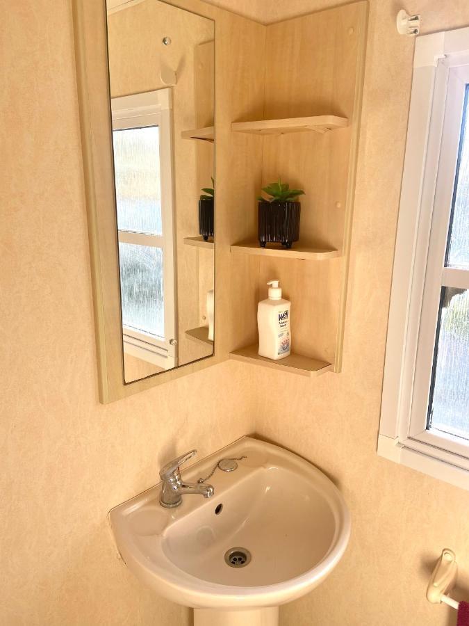 Kisvakond Vendeghaz Appartement Jeno Buitenkant foto